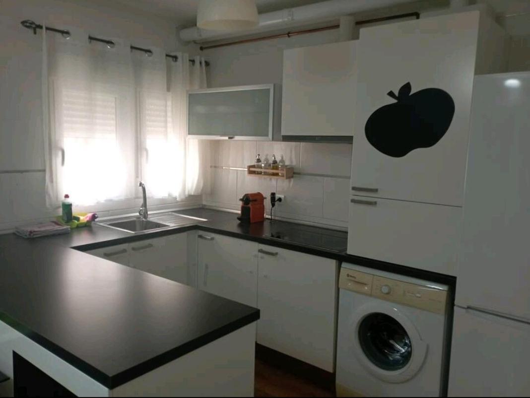 Apartamento Parque Sur De เอญิน ภายนอก รูปภาพ