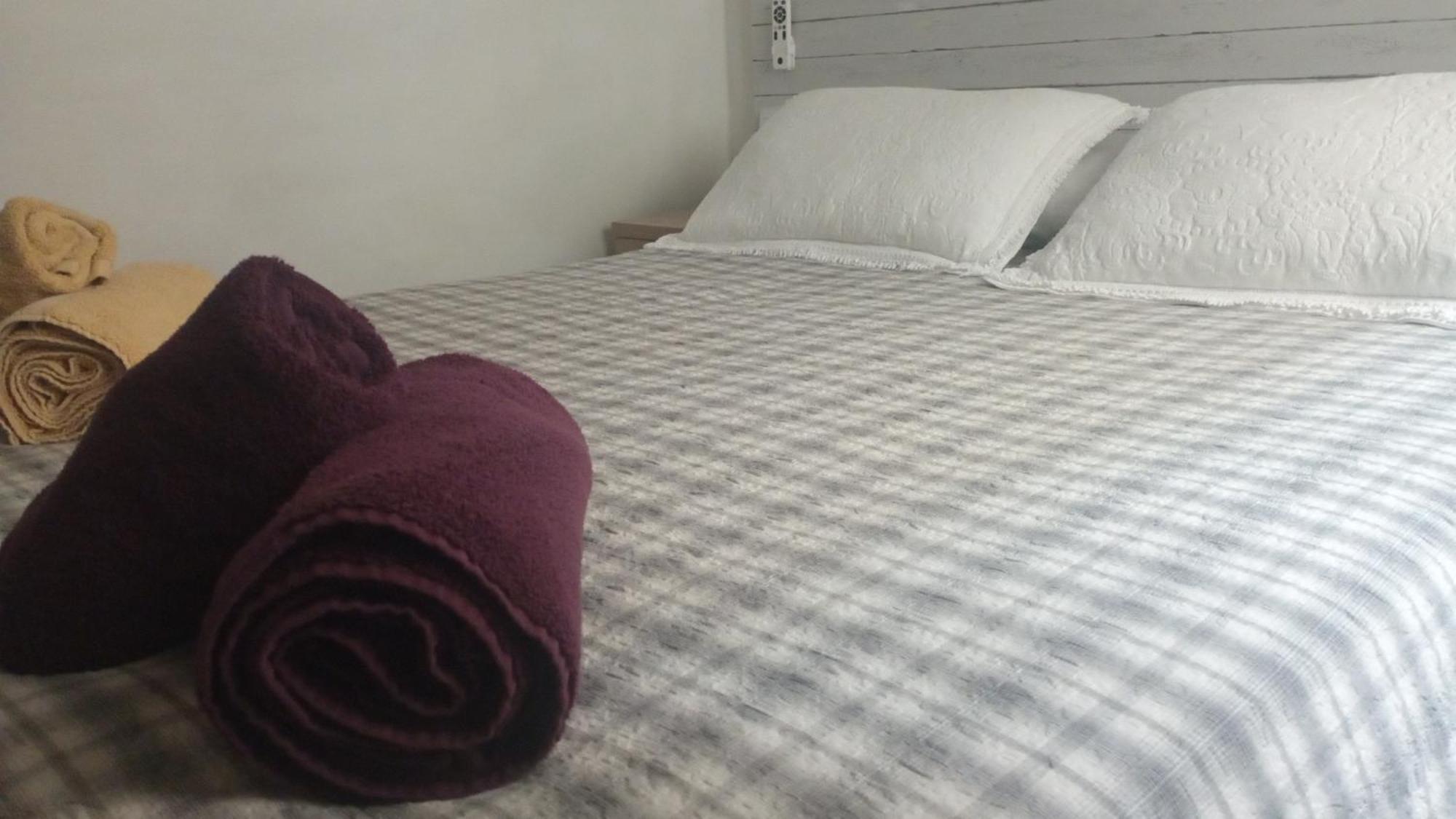 Apartamento Parque Sur De เอญิน ภายนอก รูปภาพ